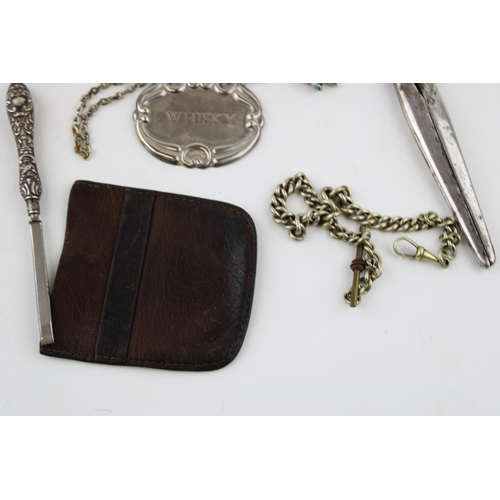 363 - A mixd collection of silver and silver plated items to include silver Masonic medal, propelling penc... 