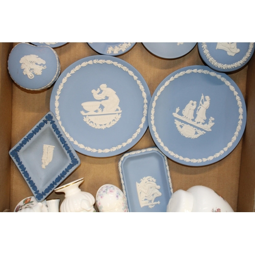 259 - A collection of Wedgwood jasperware items to include pin trays, lidded pots together with Wedgwood K... 