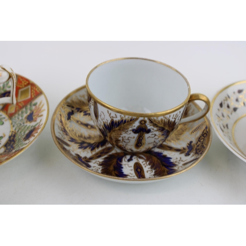 69 - A Flight Barr and Barr cup and saucer, circa 1820, with a Newhall cup and saucer, circa 1805, and a ... 