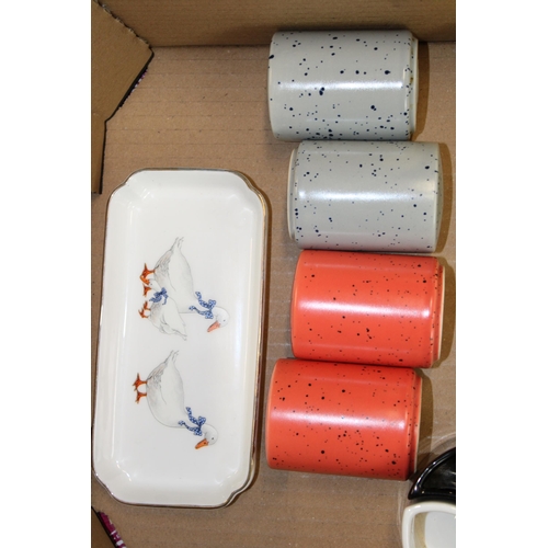 110H - A collection of original Hornsea 'Freestyle' Salt and Pepper pots in different colour ways, two 'Cou... 