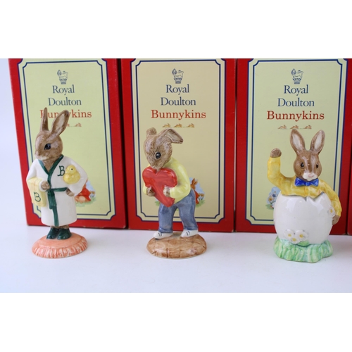 237 - Boxed Royal Doulton Bunnykins figures to include Bathtime, Sweetheart, Santa's Helper, Happy Christm... 