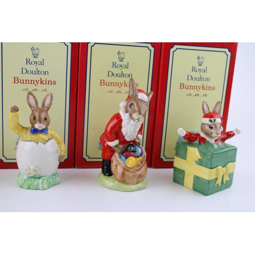 237 - Boxed Royal Doulton Bunnykins figures to include Bathtime, Sweetheart, Santa's Helper, Happy Christm... 