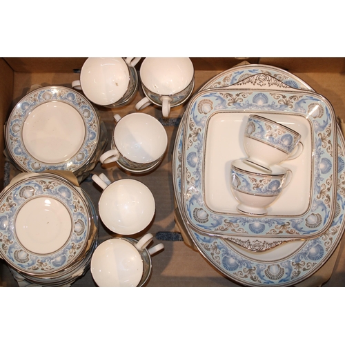 271 - A collection of Wedgwood 'Dolphins Blue' pattern tea and dinner ware to include four 36cm x 28cm ova... 