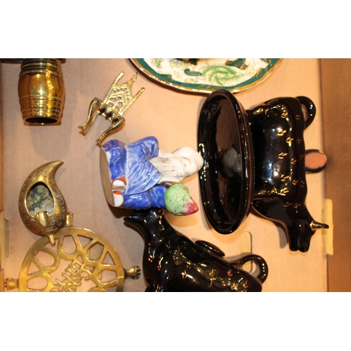 299 - Mixed items to include Masons Chartreuse pottery, oriental vases, two Jackfield style creamers and o... 