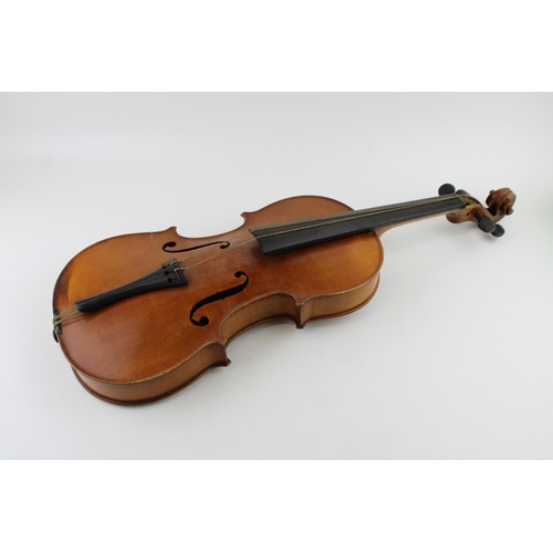 306 - An early c20th violin with paper label 'Phebes'