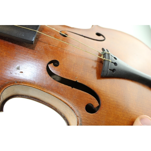 306 - An early c20th violin with paper label 'Phebes'