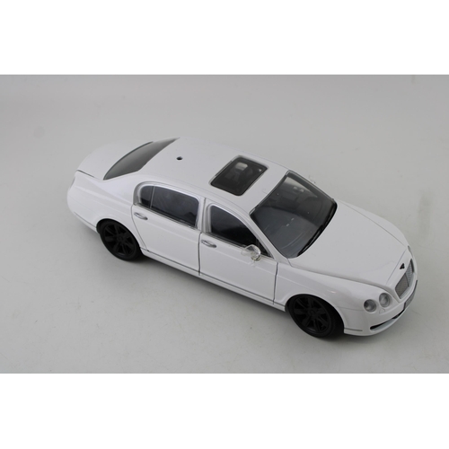 415 - Paul's Model Art 'Minichamps' Bentley Continental Flying Spur in white, 1/18 scale.