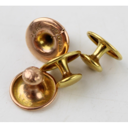 613 - A collection of 9ct gold studs, 2.2g.