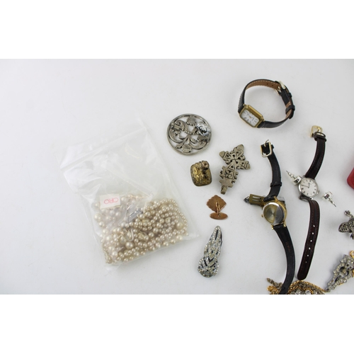 616 - Costume jewellery to include a silver marcasite reptile brooch (odd stones missing), pearls to inclu... 