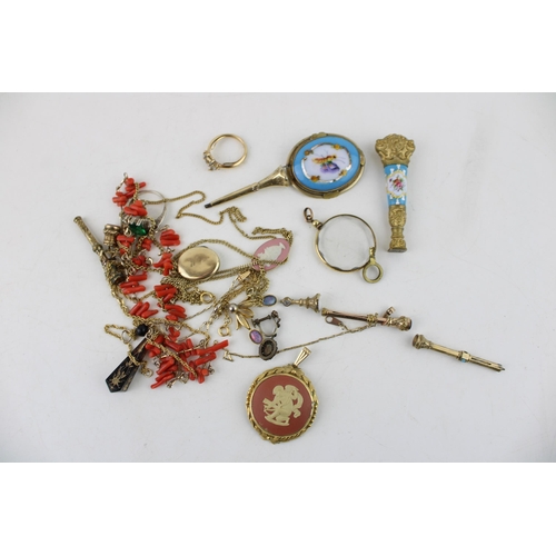 622 - Good assortment of vintage and antique jewellery and items of interest including gold cased propelli... 