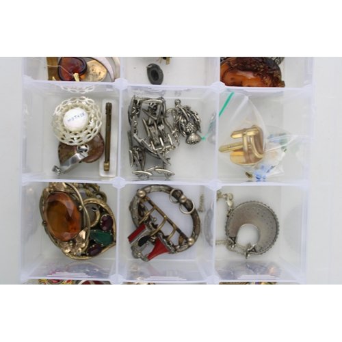 647 - A group of jewellery and objets d'art, including a pair of enamelled salt holders, an opalescent nau... 