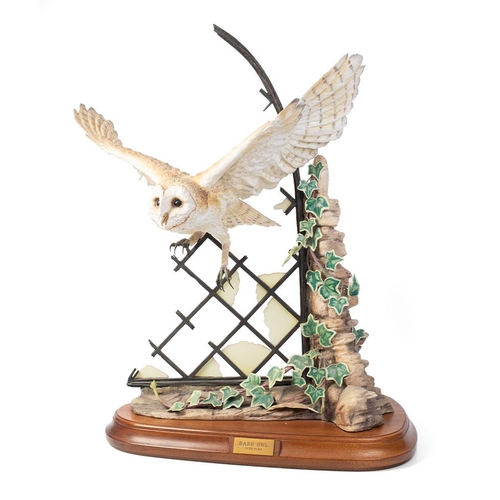 243 - Royal Worcester limited edition model, Barn Owl Tyto Alba by David Fryer, with plinth and certificat... 