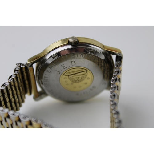 272 - An Omega Constellation Automatic Chronometer, date movement, gold cased with gold plated Omega brace... 