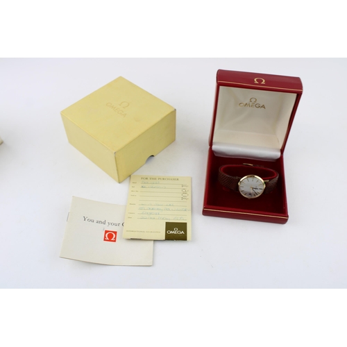 286A - An 1979 Omega 9ct gold gentleman's wristwatch, ref 1325017 gold tone dial with signature and applied... 