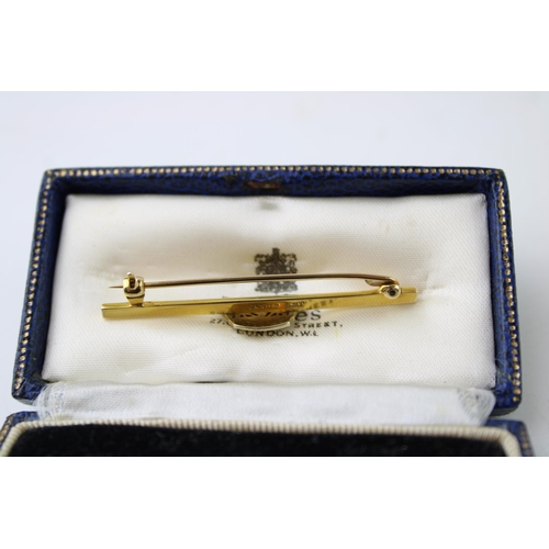 441 - A cased 9ct gold Gieves of London bar brooch / stock pin set pearls in the form of a crown. Width 4.... 