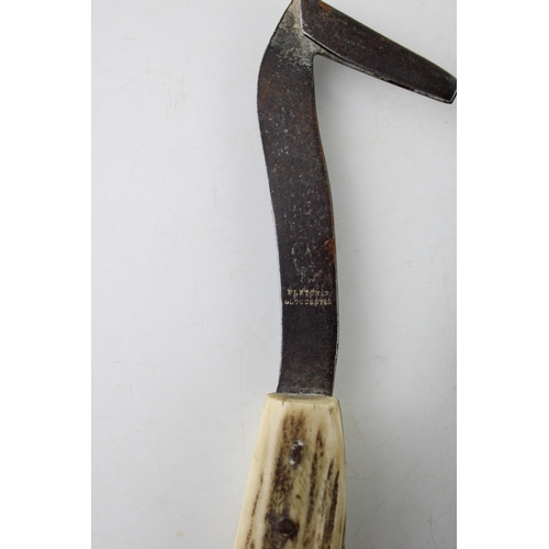 6 - A c19th flat cap bone handle fixed blade pruner pruning knife Sheffield made unmarked with another b... 