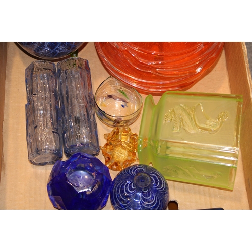 334 - A mixed collection of mid century decorative glass vases to include blue, orange, green and clear gl... 