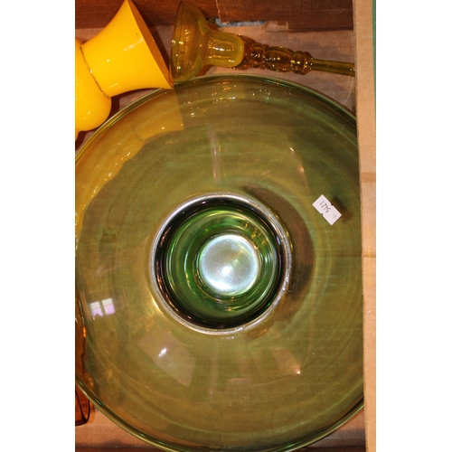 336 - A mixed collection of mid century decorative glass vases to include green, yellow and orange example... 