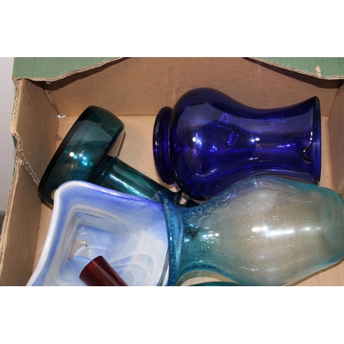 350 - A collection of vintage glassware to include mid century examples predominantly in blues and purples... 