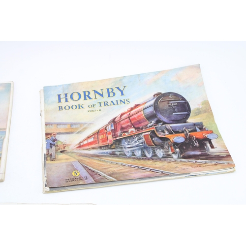 420 - Three Hornby Books of Trains, 1930s editions, including O' Gauge catalogues, one edition with 64 pag... 