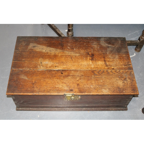 431 - A three plank oak bible box. Height 26cm, width 82cm, depth 49cm.