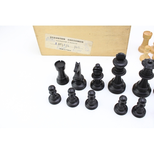 437 - A Staunton Chessmen boxwood chess set, made in France. Height 8.5cm.