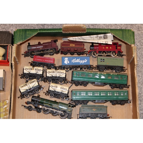 493 - A good collection of OO gauge railway locomotives to include Honby Trains, 'Papyrus', 'King George V... 