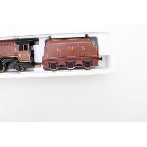 495 - A boxed Hornby Railways 'Dutchess of Sutherland' 6233 loco in LMS livery.