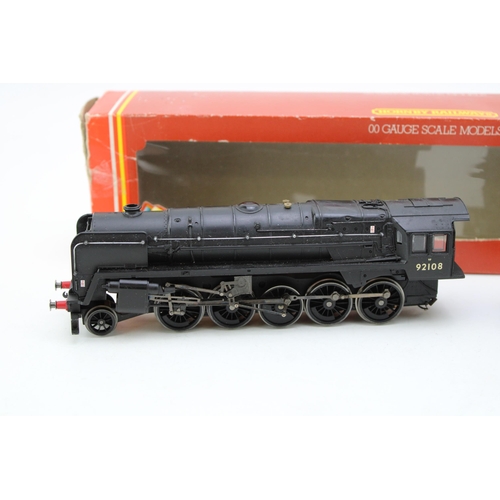 501 - A boxed Hornby Railways B.R 9F 92108 Locomotive and Tender.