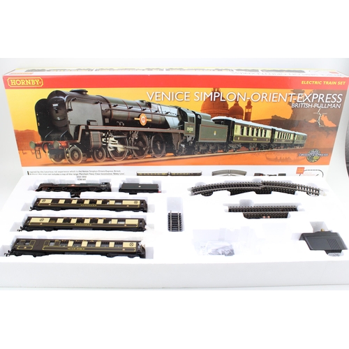 510 - A Boxed Hornby OO gauge R1087 Venice Simplon-Orient Express British Pullman electric train set.