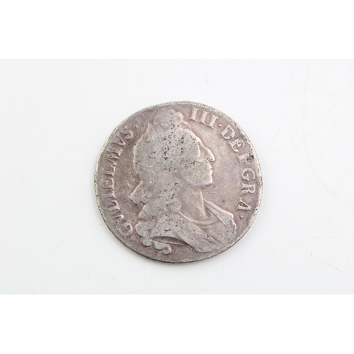 550 - A William III 1695 Silver crown