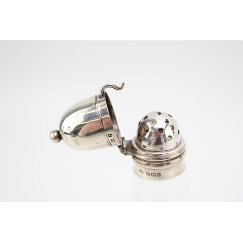 578 - Silver and glass condiment bottle, Birmingham 1910, Elkington & Co, 15cm tall.