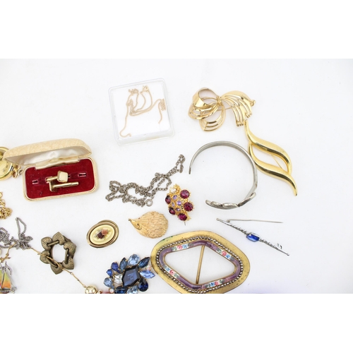 630 - A group of vintage and later costume jewellery, including a silver and enamel boat brooch, a pair of... 