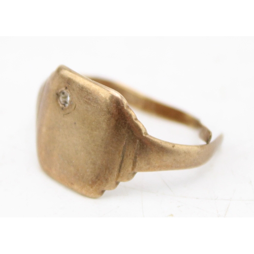 659 - A 9ct gold signet ring, originally gem set with single stone, a/f cut, size J, 2.8g.