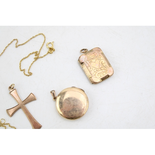 665 - A 9ct gold cross pendant and chain, chain length 50cm, total weight of both 2.3g, and three lockets,... 