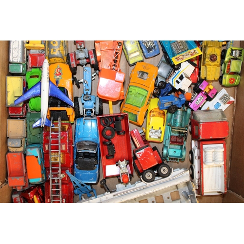 172 - A collection of vintage model die cast toy vehicles by makers, Matchbox, Corgi, Dinky, Tonka and oth... 