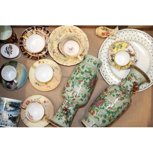 235 - A collection of ceramic items to include a Davenport old Imari cup and saucer a pair of Royal Worces... 