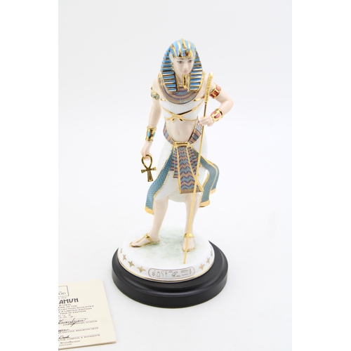 61 - A Wedgwood figure 'Tutankhamun' The Boy King, limited edition figure with base and certificate. Heig... 