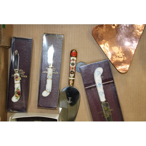 78 - A collection of boxed Royal Crown Derby cutlery and accessories together with a boxed Arthur Price l... 