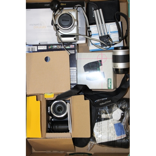 80 - A mixed collection of cameras, accessories and equipment to include boxed KODAK PIXPRO AZ365, Nikon ... 