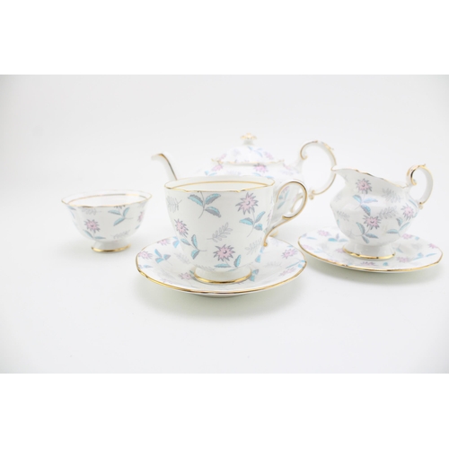 91 - Paragon Tea for One set in the Chatsworth pattern (Qty).