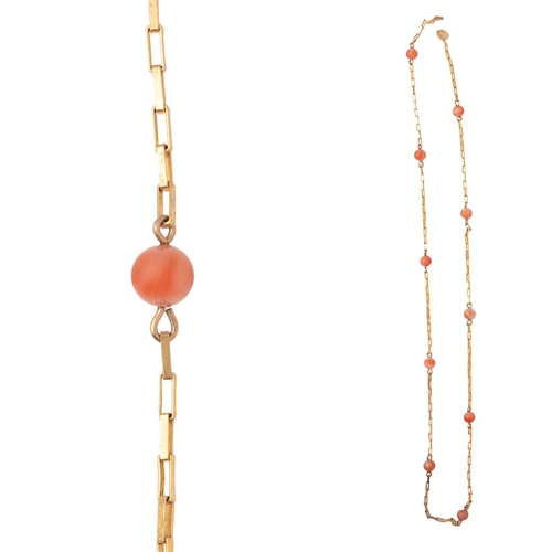 229 - A vintage coral bead necklace on 9ct gold box link chain. Length 39cm. Weight 2.5g.