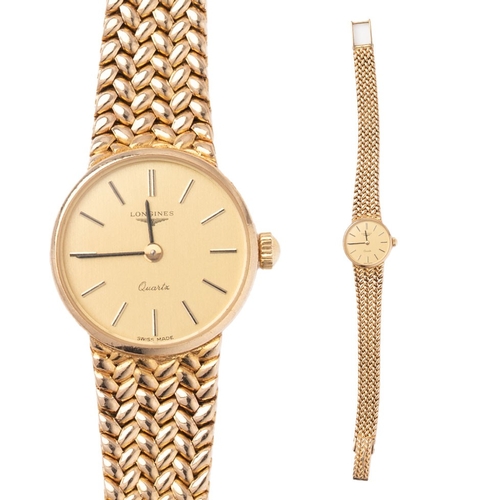 55 - Longines 9ct gold lady's wristwatch on 9ct gold bracelet, quartz movement, 20mm, 30.0g.