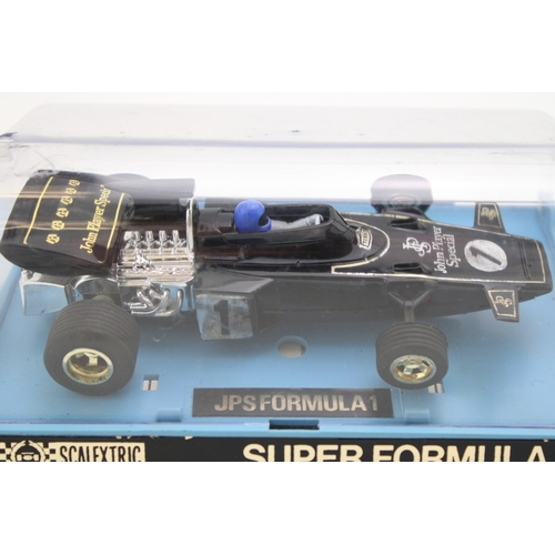 1135 - A vintage Boxed Scalextric JPS SUPER FORMULA 1 car. C. 050 Made in Great Britain. c1970s.