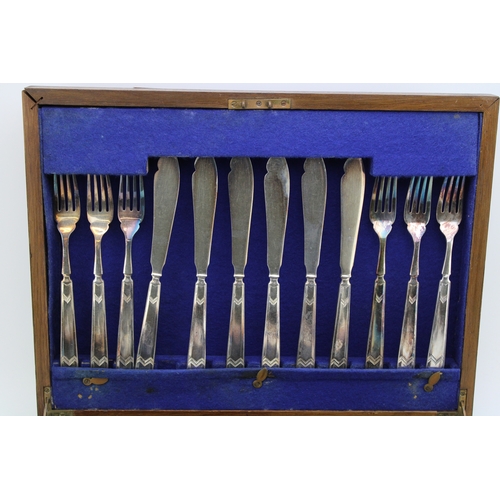 145 - A cased silver plated 'Alpha Plate' cutlery set. (Qty)