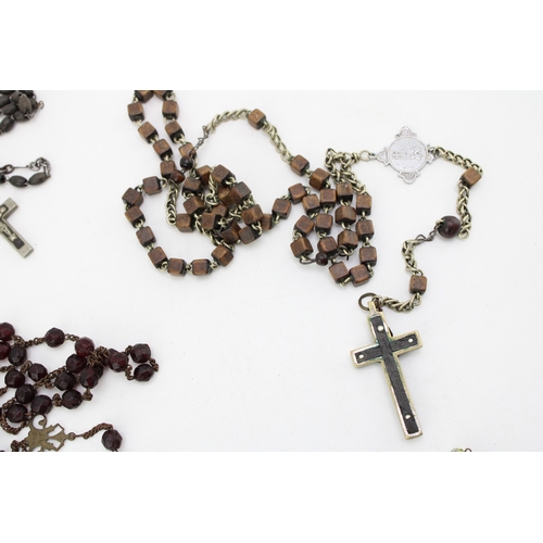 314 - A collection of antique and vintage Rosary beads, crucifixes and other similar items. (Qty)