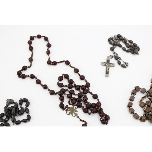 314 - A collection of antique and vintage Rosary beads, crucifixes and other similar items. (Qty)