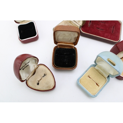 340 - A collection of vintage and antique paper wrapped jewellery boxes to include heart shaped ring box, ... 