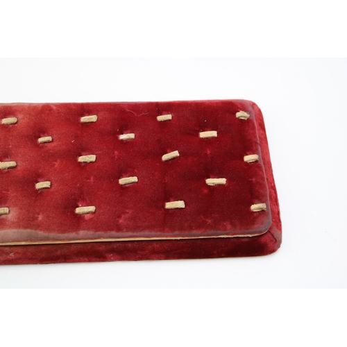 344 - Vintage velvet jewellery display pad, 23cm wide.