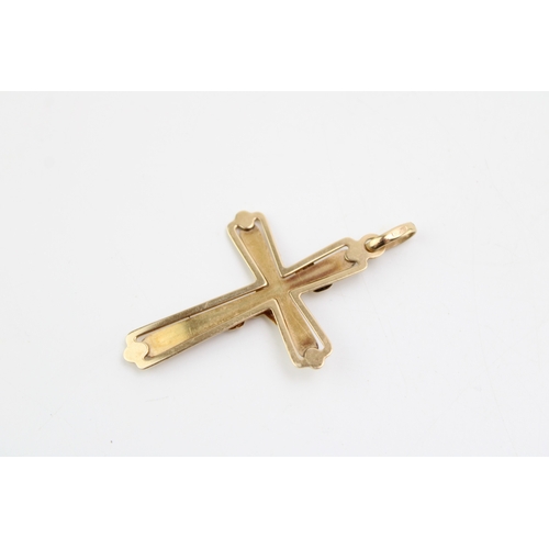 349 - 9ct gold hallmarked crucifix, 52mm high, weight 3.3g